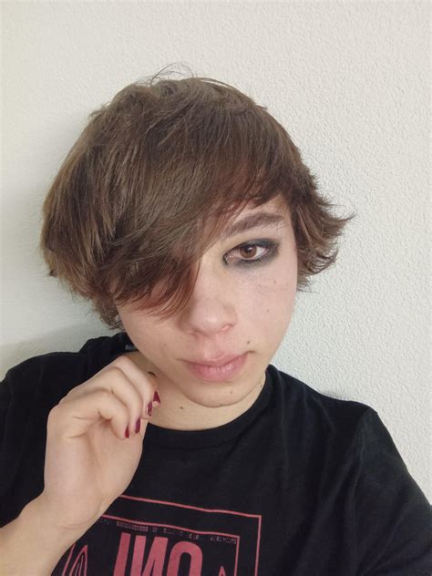 femboy haircut